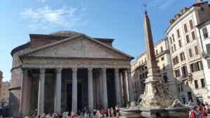 Pantheon - katolický chrám pocházející ze starověku